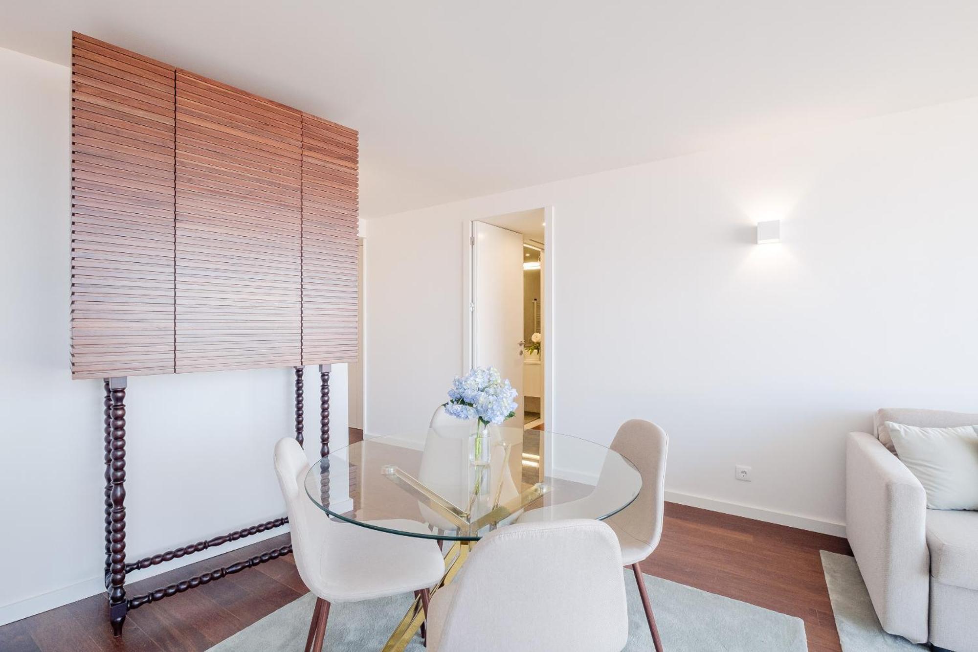 Boutique Rentals- Bliss By The Sea Apt- Ocean Views In Foz Beach Порто Екстериор снимка