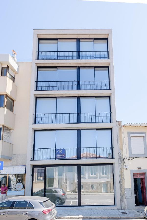 Boutique Rentals- Bliss By The Sea Apt- Ocean Views In Foz Beach Порто Екстериор снимка